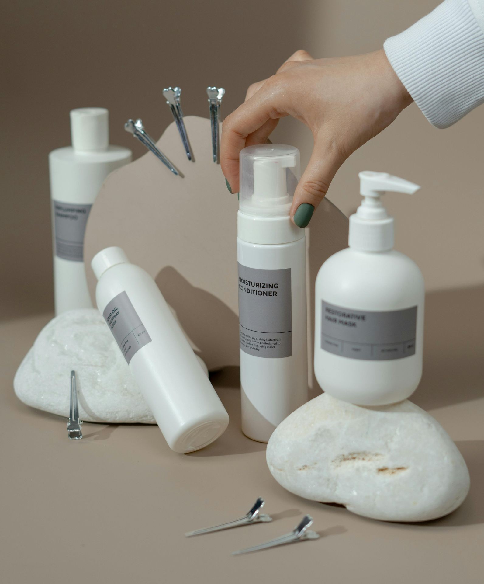 Hair loss products reccomended by Bespoke Aura Hair Loss Specialists